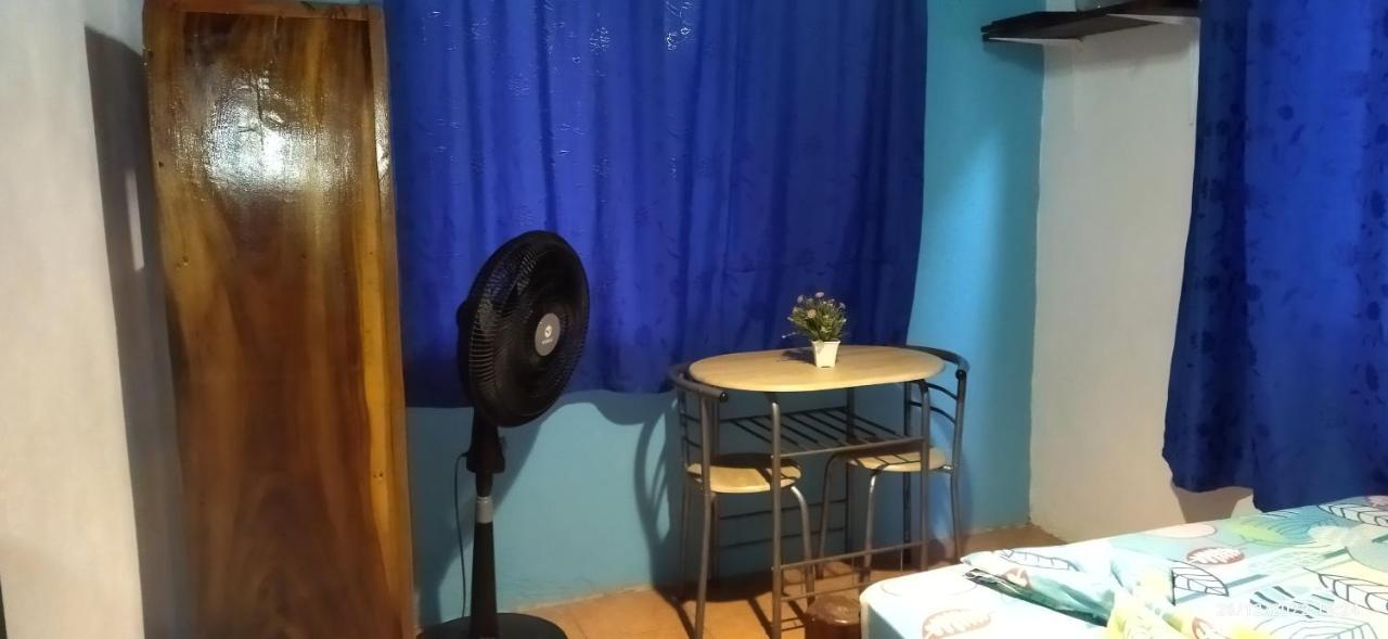 Hostel Marisol Sámara Zewnętrze zdjęcie
