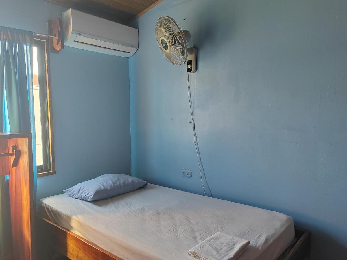 Hostel Marisol Sámara Zewnętrze zdjęcie